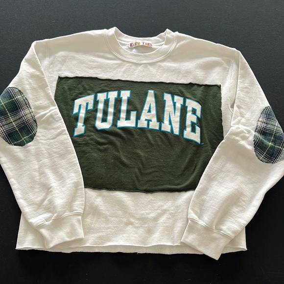 Eee’s Tees cropped Tulane sweatshirt - Picture 1 of 5